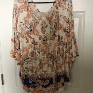 NWT Collier Colorful J/M Sportswear Top